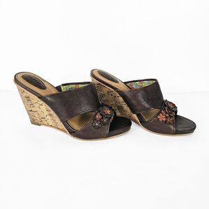 Fossil Size 8 Faux Leather Floral Brown Cork Style Wedge Sandals Heels